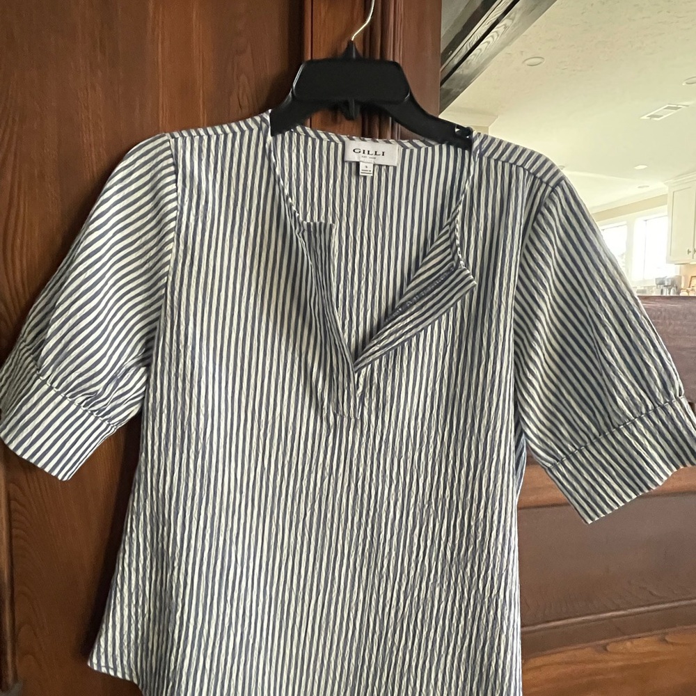Gilli Blue Stripe Popover Top